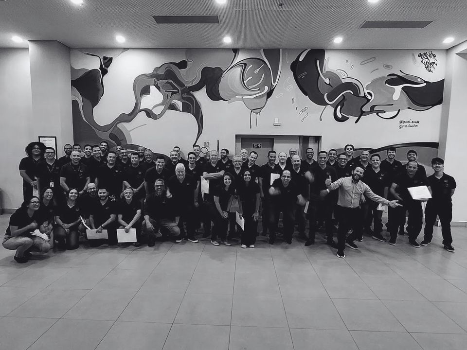 Time da Marelli durante o projeto com a CGLC
